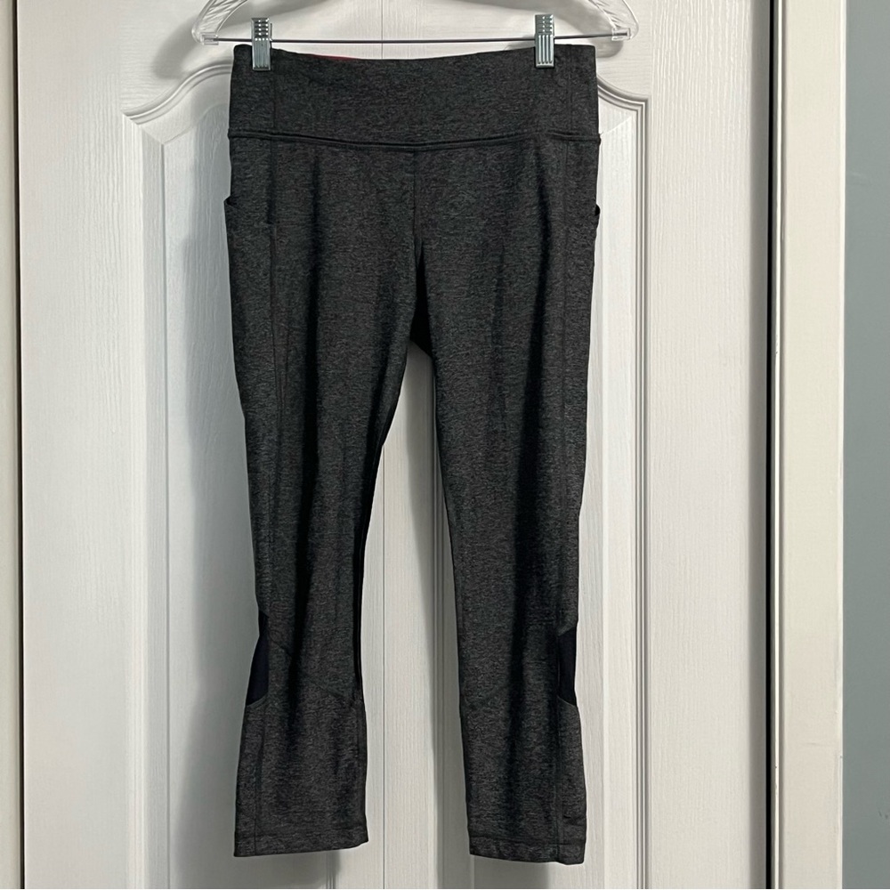 LULULEMON Pace Rival Crop leggings women’s size 6